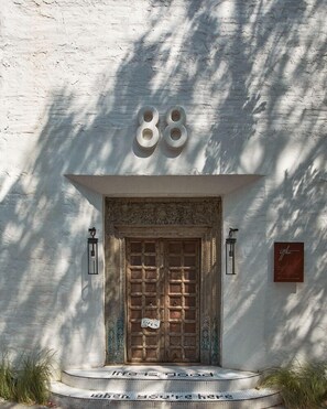 Exterior - Cataleya Estate Boutique Hotel (Bangkok)