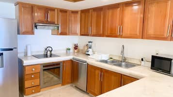 Luxury Condo, Beach View, Beachfront | Private kitchen | Espresso maker, coffee/tea maker