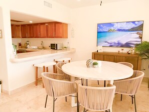 Interior - Beach Front Luxury condo (Puerto Aventuras)