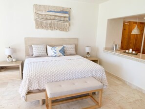 Condo de lujo, vista a la playa, frente al mar | 2 habitaciones, cortinas blackout y tabla de planchar con plancha 