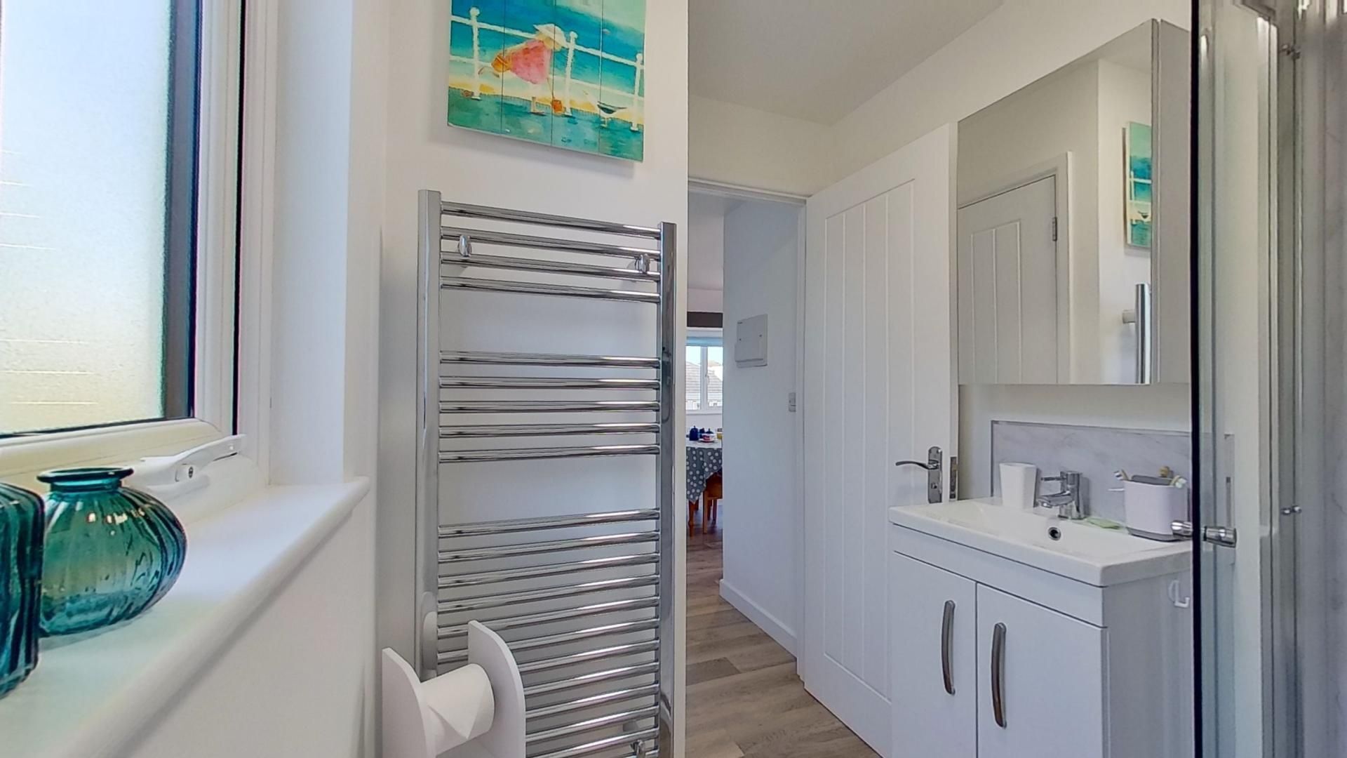 Shower, towels