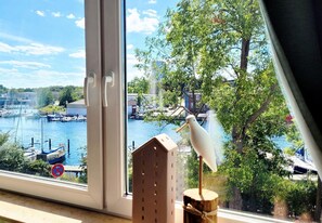 Uklassifisert bilde, 4 av 46, knapp