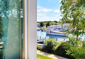 Uklassifisert bilde, 5 av 46, knapp