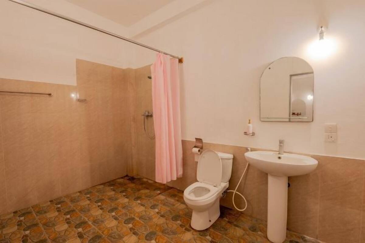 Bathroom | Shower, bathrobes, slippers, towels