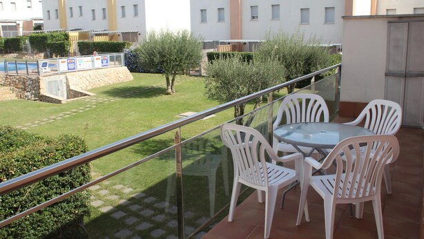 Balcony - Holiday Apartment for 6 People (Creixell)