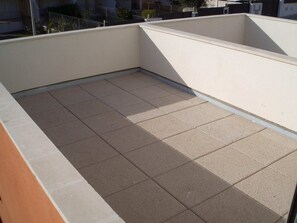 Klassieke stacaravan, 3 slaapkamers | Balkon