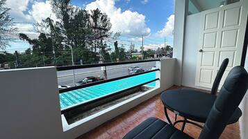 Dobbeltværelse - balkon | Skrivebord