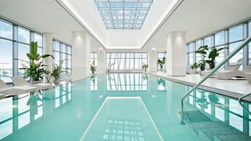 Indendørs pool, udendørs pool