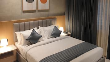 Superior Apartment, City View | Desk, laptop workspace, free WiFi, bed sheets