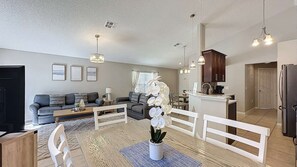 Unclassified image, 5 of 50, button