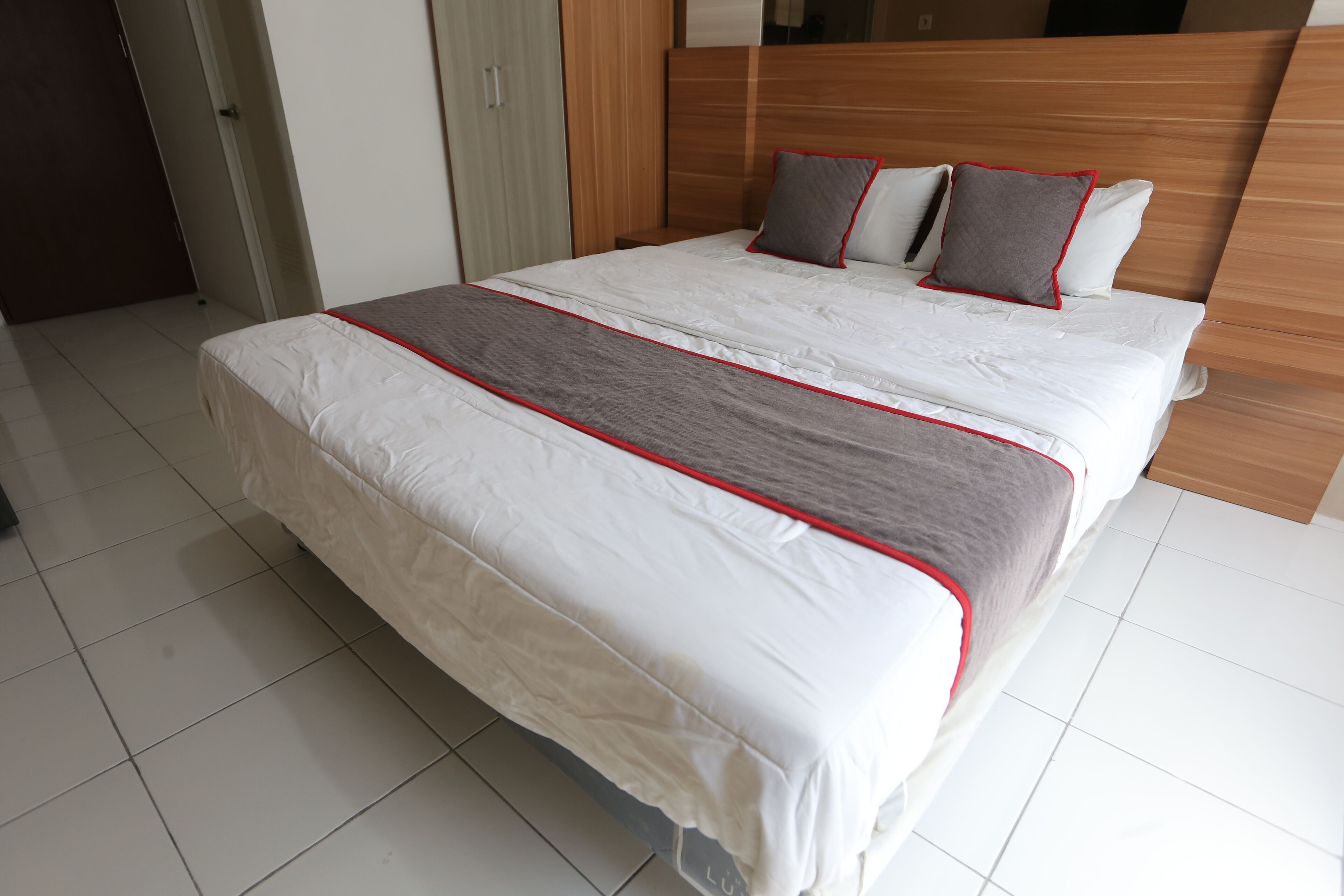 Wifi gratis y ropa de cama 