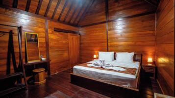 Panoramic Suite, Mountain View | Free WiFi