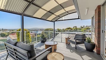 Rumah | Teras/patio