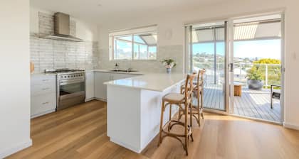 Seaview Heights by the BnB Collection