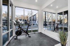 Interior - New Year's Eve rooftop, karaoke, fire pit near Ryman and Broadway (Nashville)