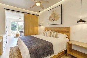 1 slaapkamer, een bureau, een strijkplank/strijkijzer, wifi