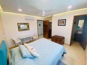 2 slaapkamers, een strijkplank/strijkijzer, wifi, beddengoed