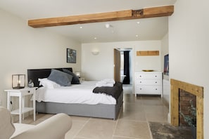5 Schlafzimmer, Internetzugang, Bettwäsche