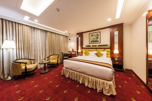 Desk, laptop workspace, iron/ironing board, free WiFi - Grand Palace Hotel & Resorts Dhaka (Dhaka)