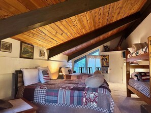 4 chambres, fer et planche à repasser, Wi-Fi