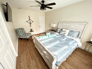 3 bedrooms, WiFi, bed sheets