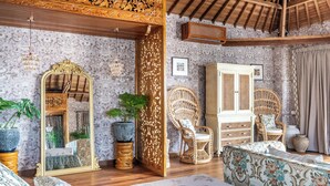 Interior detail - Luxurious Arakana Villa with Pool (Jimbaran)