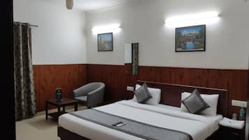 Desk, laptop workspace, blackout curtains, soundproofing