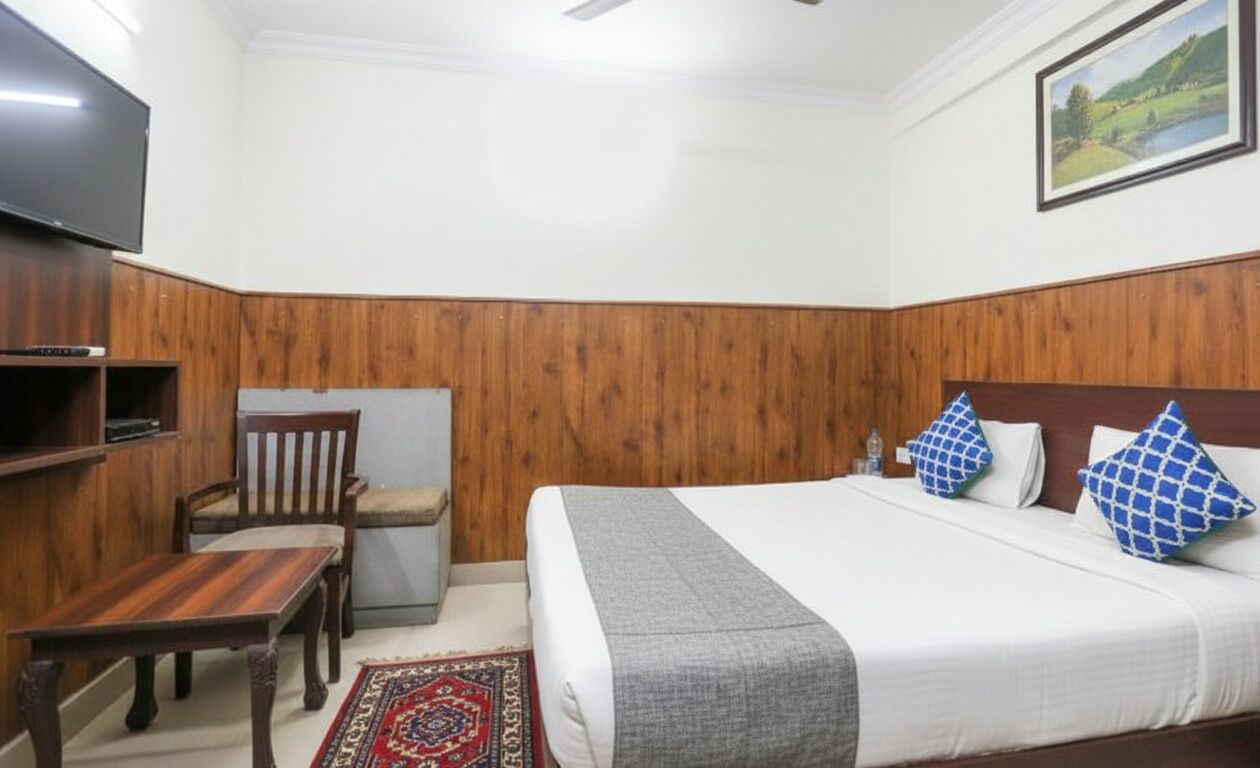 Foto - Shri Sai Guest House - Opp Azadpur Main Mandi I Couple Friendly I Metro Access