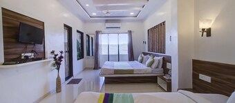 Straw Bella Inn Villa