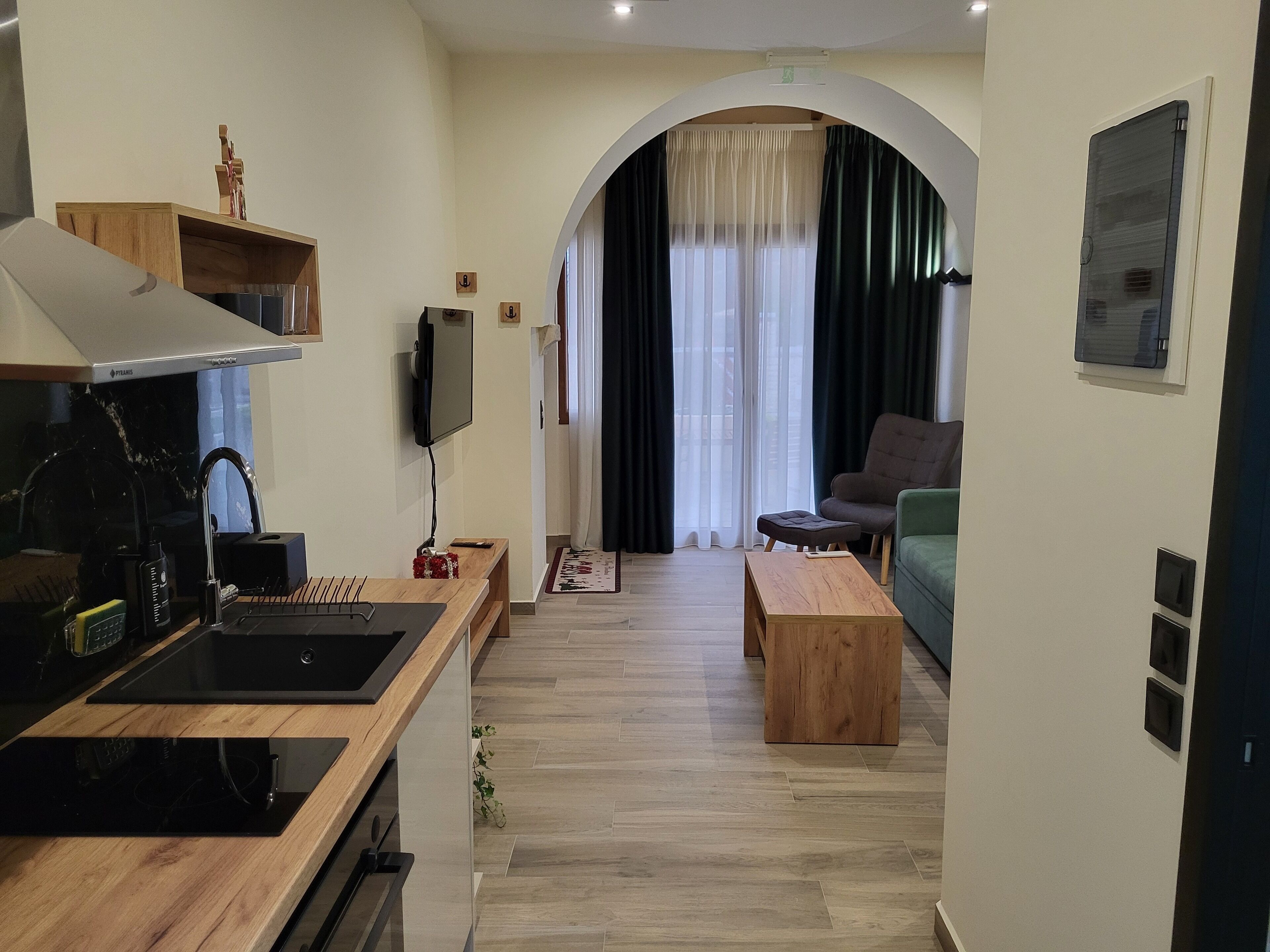 Huoneisto, 1 makuuhuone, järvinäköala | Yksityinen keittiö