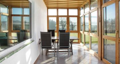 Appartement de vacances "Pur Wohnen - West" avec jardin partagé, balcon et Wi-Fi