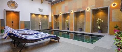 Indoor pool, outdoor pool, open 8:00 AM to 8:00 PM, pool loungers