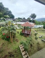 Desk, laptop workspace, free WiFi