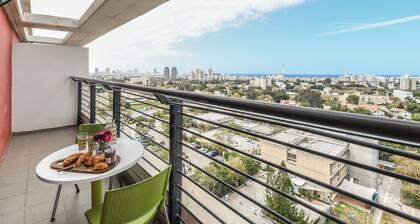 Studio apt w balcony and Kitchen