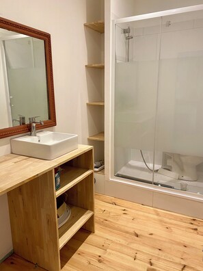 Handtücher, Toilettenpapier