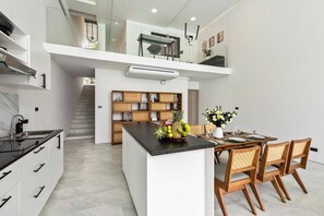 Smart TV - Zen Style Pool Access Townhouse (Koh Samui)