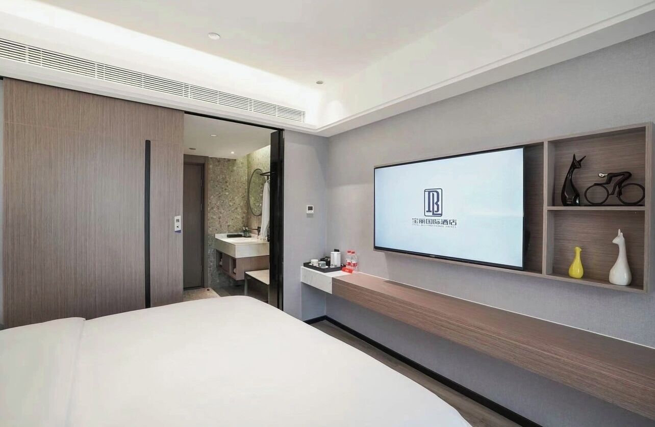 Room, Garden View | Laptop workspace, free WiFi