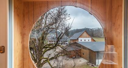 Vacation home 'Maisonette 1c' with mountain view, private balcony and Wi-Fi