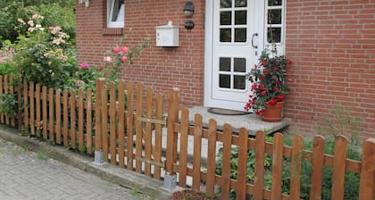 Apartment 'An Der Müritz' with Private Garden and Wi-Fi