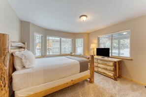 4 chambres, bureau, lit parapluie, Wi-Fi gratuit
