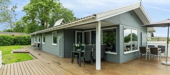 "Blomma" - 300m from the sea by Interhome