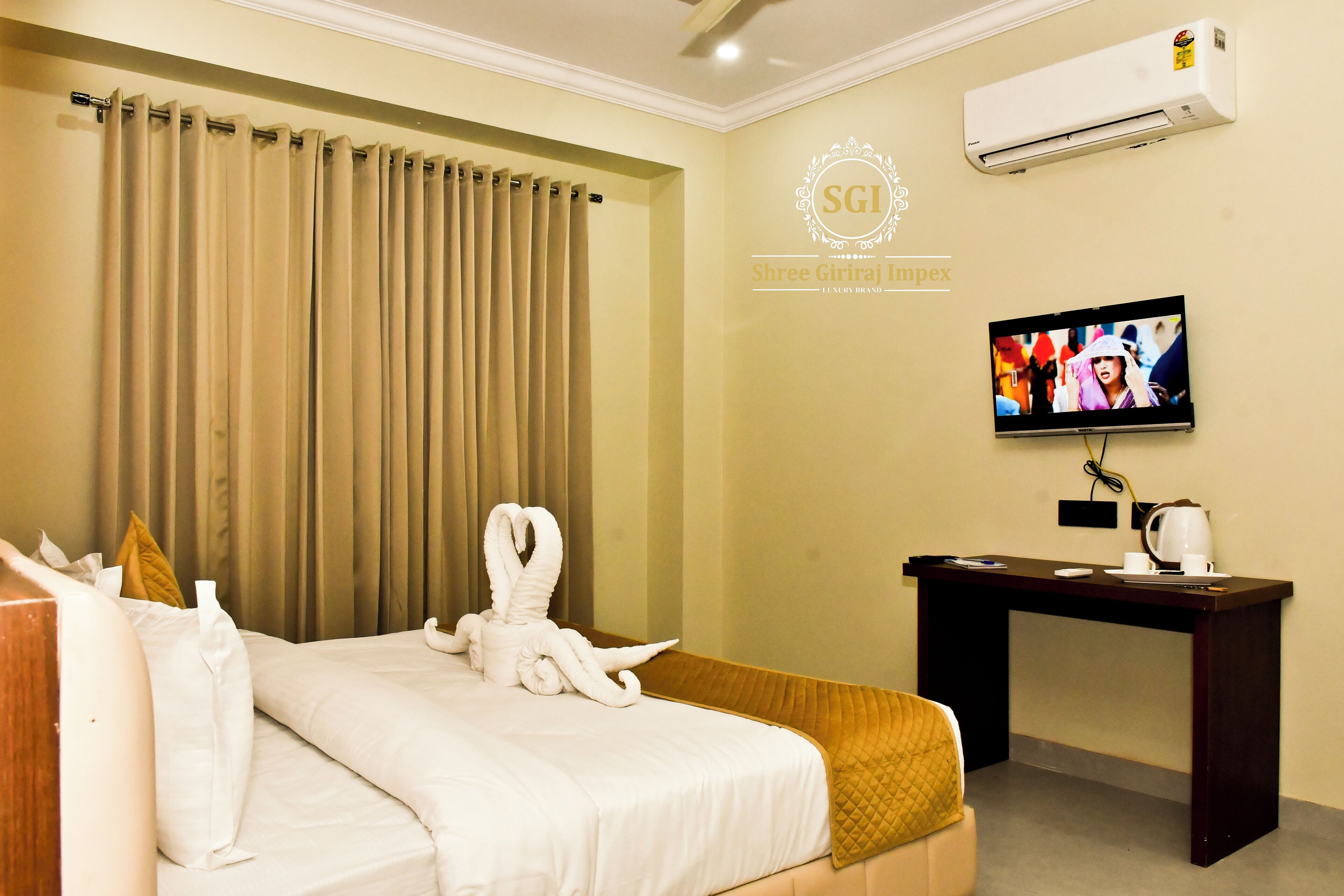 Deluxe Room | In-room safe, desk, free WiFi