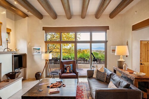 Ski Discounts! Sunset View Villa at Bishop`s Lodge