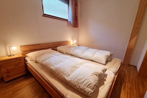 2 bedrooms