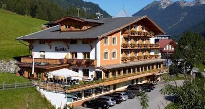 Apartment in Tyrol with hot tub