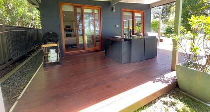 Lake House Escape in Beautiful Brightwaters