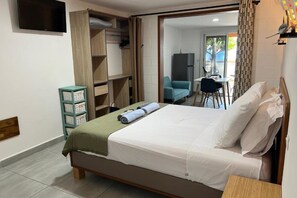 Ferros/tábuas de passar roupa, Wi-Fi, roupa de cama