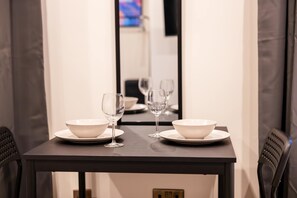 Apartment | Exterior - Spacious Modern Studio in Central London (London)