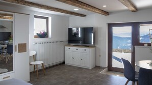Studio (Studio Apartment with Terrace) | Living room - Mountain Vibrant and Timeless Apartment With Sauna (Dravograd)