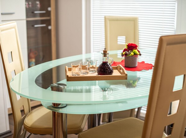 Apartment (Three Bedroom Apartment with Terrace) | Dining room - Highland Valley Apartment With Terrace (Tolmin)